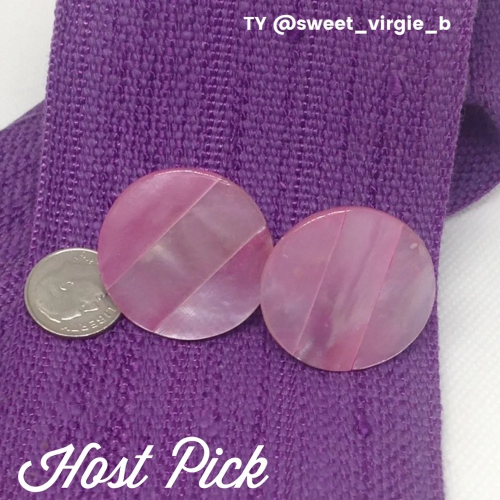 Vintage Mother of Pearl Round Pierced Earrings - Picture 5 of 9